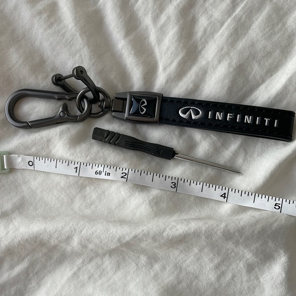 New Infiniti Keychain‎ - Picture 1 of 4